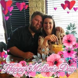 Meet your Posher, Lara